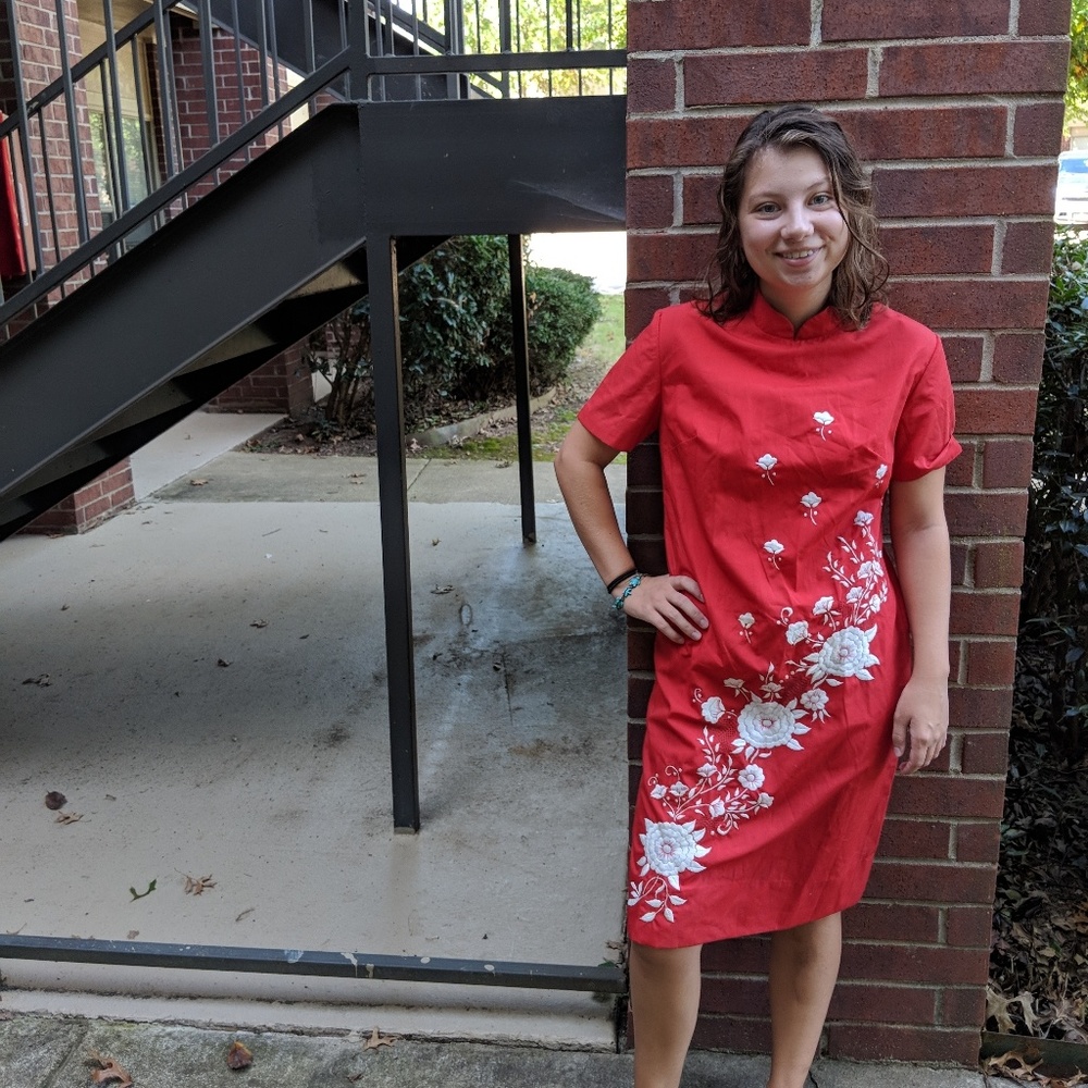 Dress - Picture 2 of 3